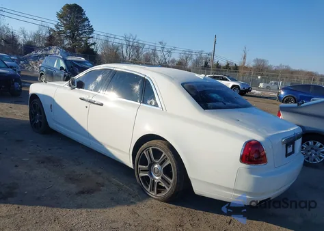 2017 Rolls-Royce Ghost z USA, uszkodzony, nr VIN SCA664S53HUX54269